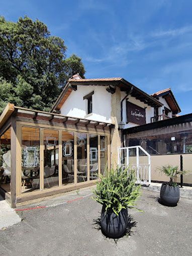 cafe-bar-la-cambera